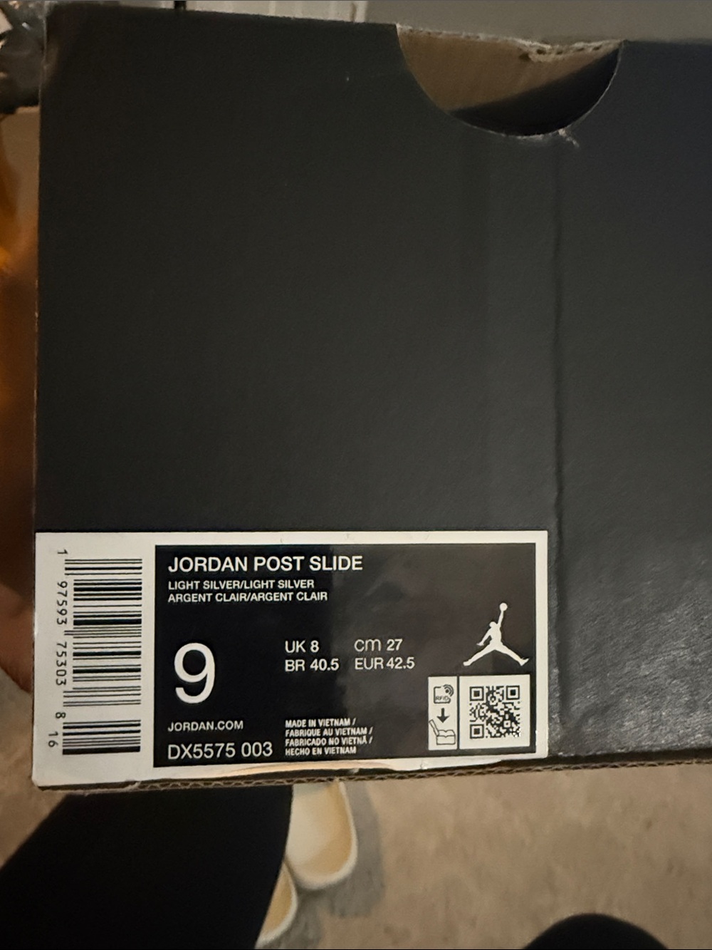Jordan Slides - Picture 5 of 5